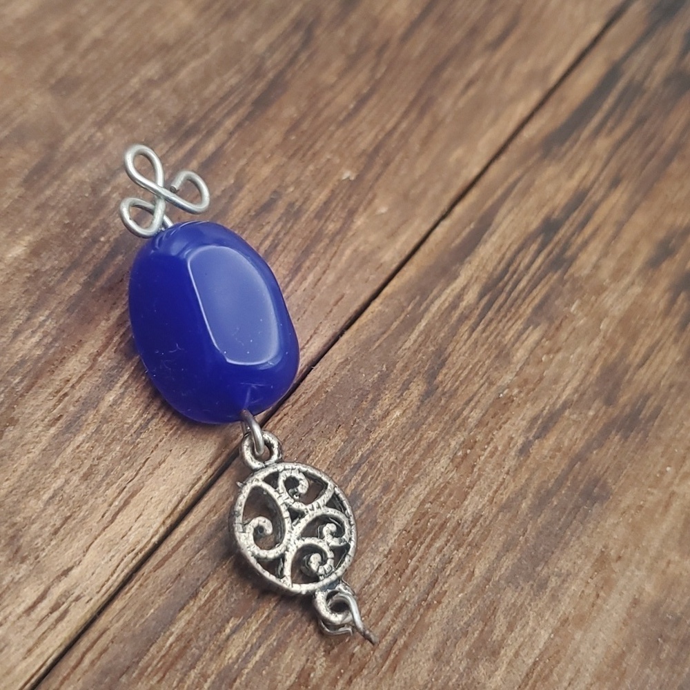 Sapphire blue stone sterling pendant